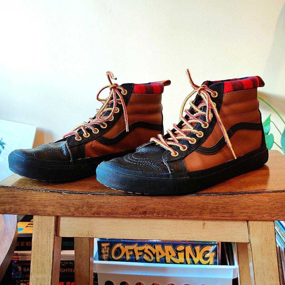 Vans Customs Sk8-Hi MTE 2.0 Leather Black / Brown /Flannel Size 10.5